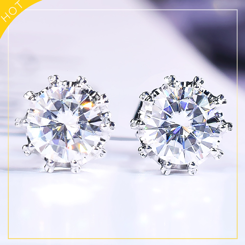 Crown Diamond Ear Nails Pure 18K Platinum Mozanstone Ear Nai